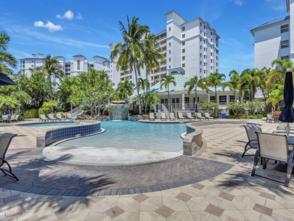 Luxury Vacation Rental in Naples: Your Tropical Escape